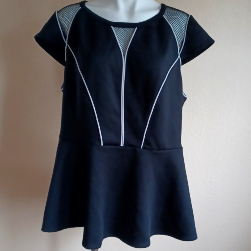 Torrid Athletic Peplun Scuba Top TORRID Size 3